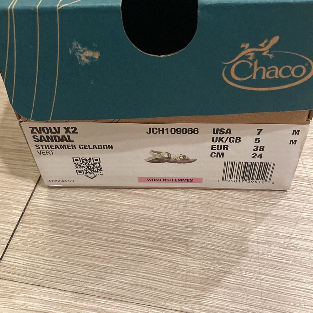 NWT Chaco Zvolv X2 Sandal Streamer Celadon - Picture 5 of 5
